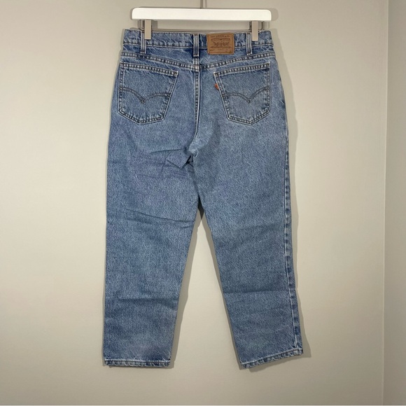Vintage Levi’s 550 High Waist Waist fit Jeans - Picture 3 of 9